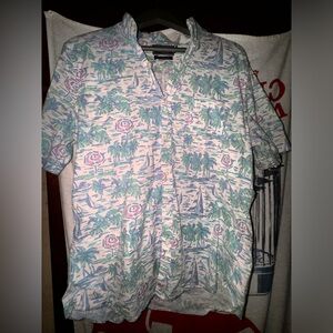 Beach Pattern Slim-Fit Button Down